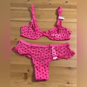 Victoria’s Secret tease bra and panty set